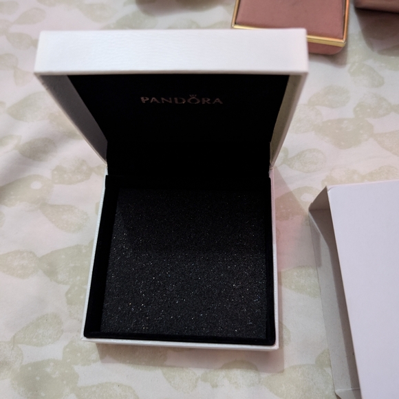 Jewelry boxes - Picture 2 of 2